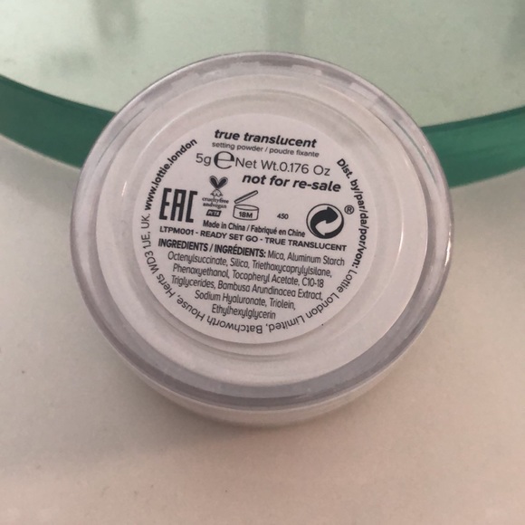 Lottie True Translucent Setting Powder - Picture 2 of 2